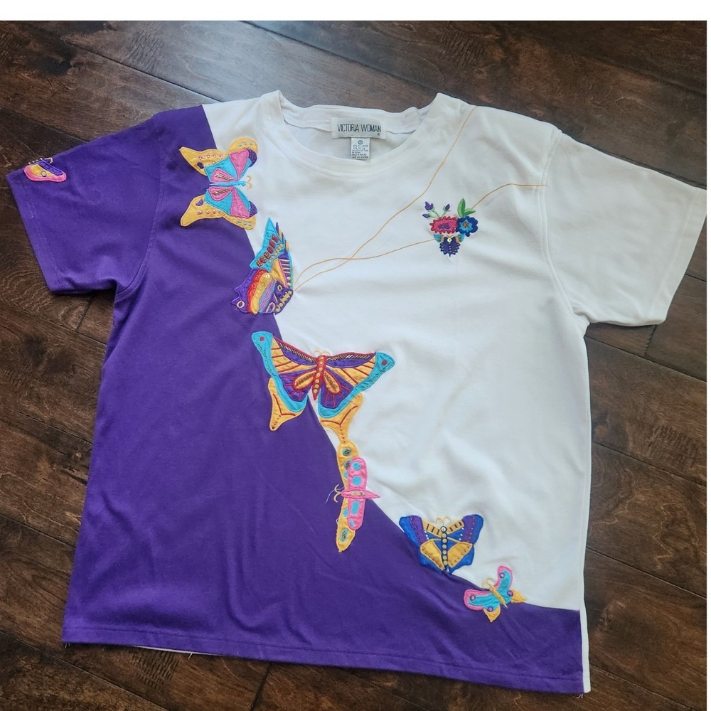 Victoria Woman T-Shirt Women 2X White Purple Excellent Butterfly Appliqué Top
